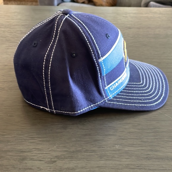 Chargers NFL Reebok on field flex fit hat, large/X-Large - Picture 4 of 6